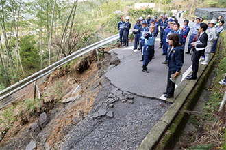 台風21号豪雨被災地を視察