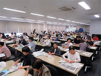 自民党県連女性部研修会